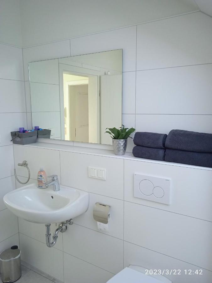 Zimmer Frei 3 Wiesbaden Bagian luar foto